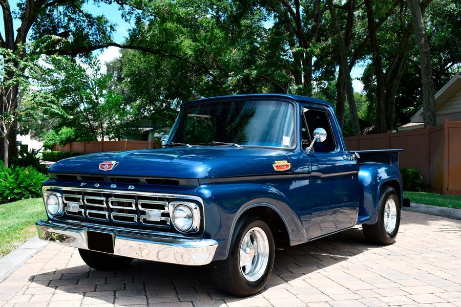 1963 Ford F100 pickup truck
